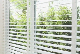 Welche Materialien sind UV-Schäden?